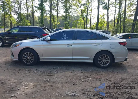 2018 Hyundai Sonata Se z USA, uszkodzony, nr VIN 5NPE24AF2JH704330